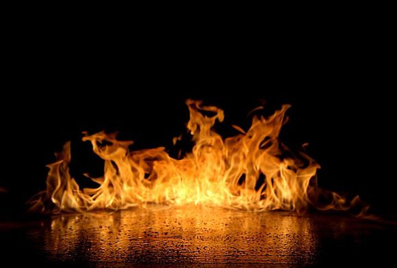 抠火焰，介绍几种实用的抠黑色背景火焰素材的方法_www.utobao.com