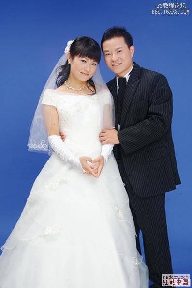 ps教程:www.utobao.com_PS为室内婚纱照抠图换背景的又一简单方法 