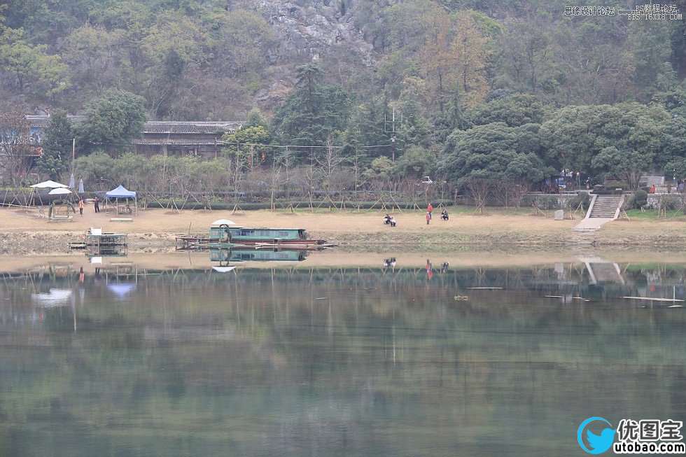 Photoshop结合滤镜纠正偏灰的风景照片