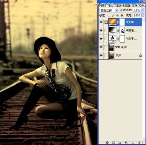 Photoshop调出美女冷冷的复古黄色调,PS教程,16xx8.com教程网