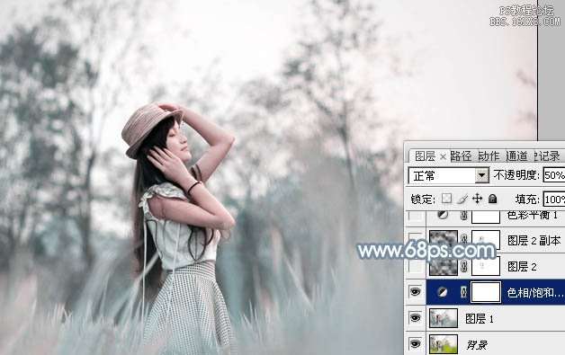 Photoshop给野外的美女加上梦幻的淡青色