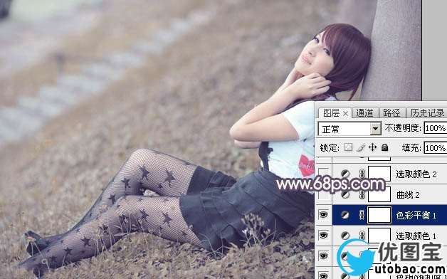 Photoshop打造古典中性冷褐色草地美女图片